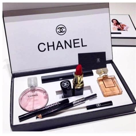 chanel corporate gift set